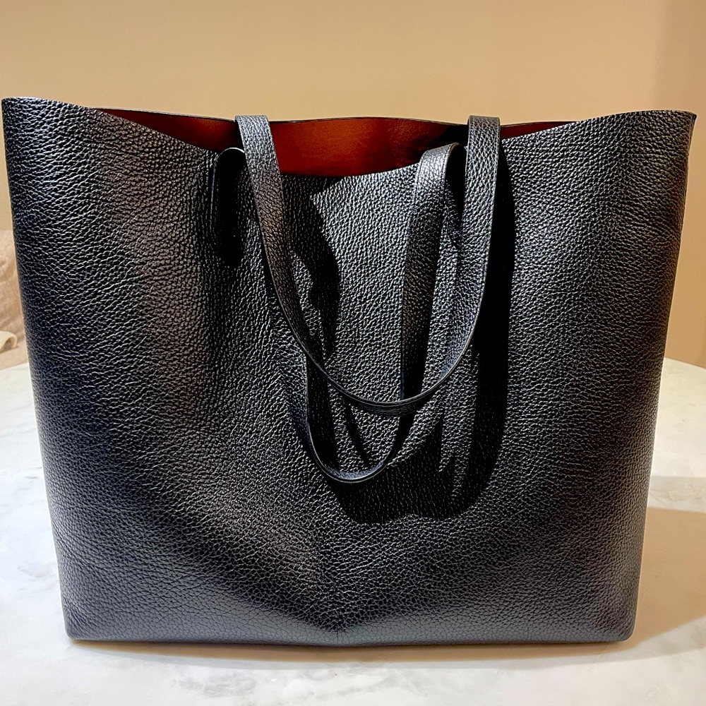 Cuyana Classic Leather Tote & Tote Organization Insert